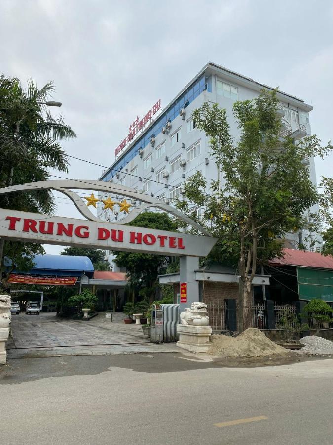 Trung Du Hotel Vinh Yen Esterno foto